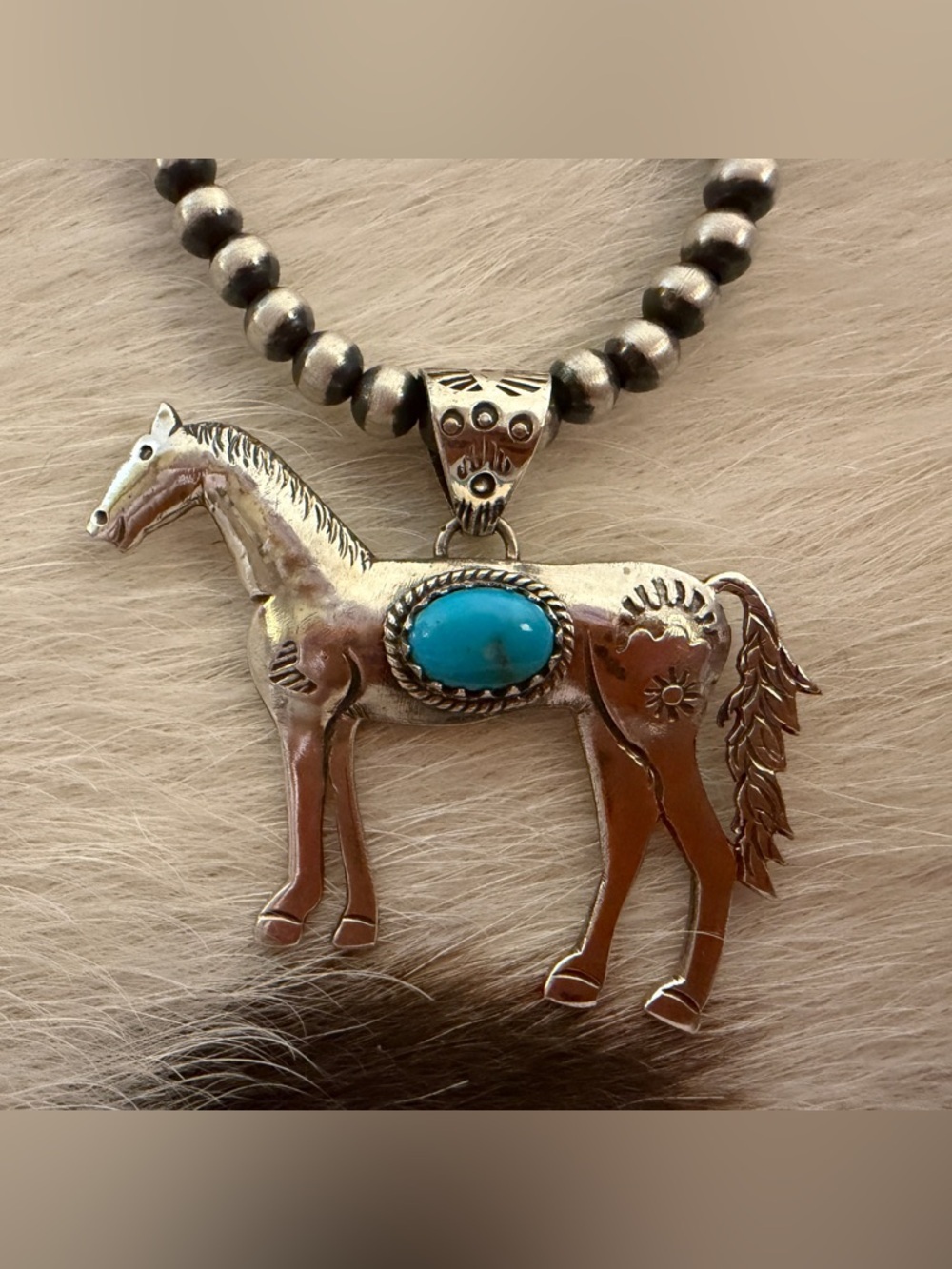 ❤️ Kingman Turquoise Sterling Hand Stamped Statement Horse Unisex Pendant - Picture 3 of 12